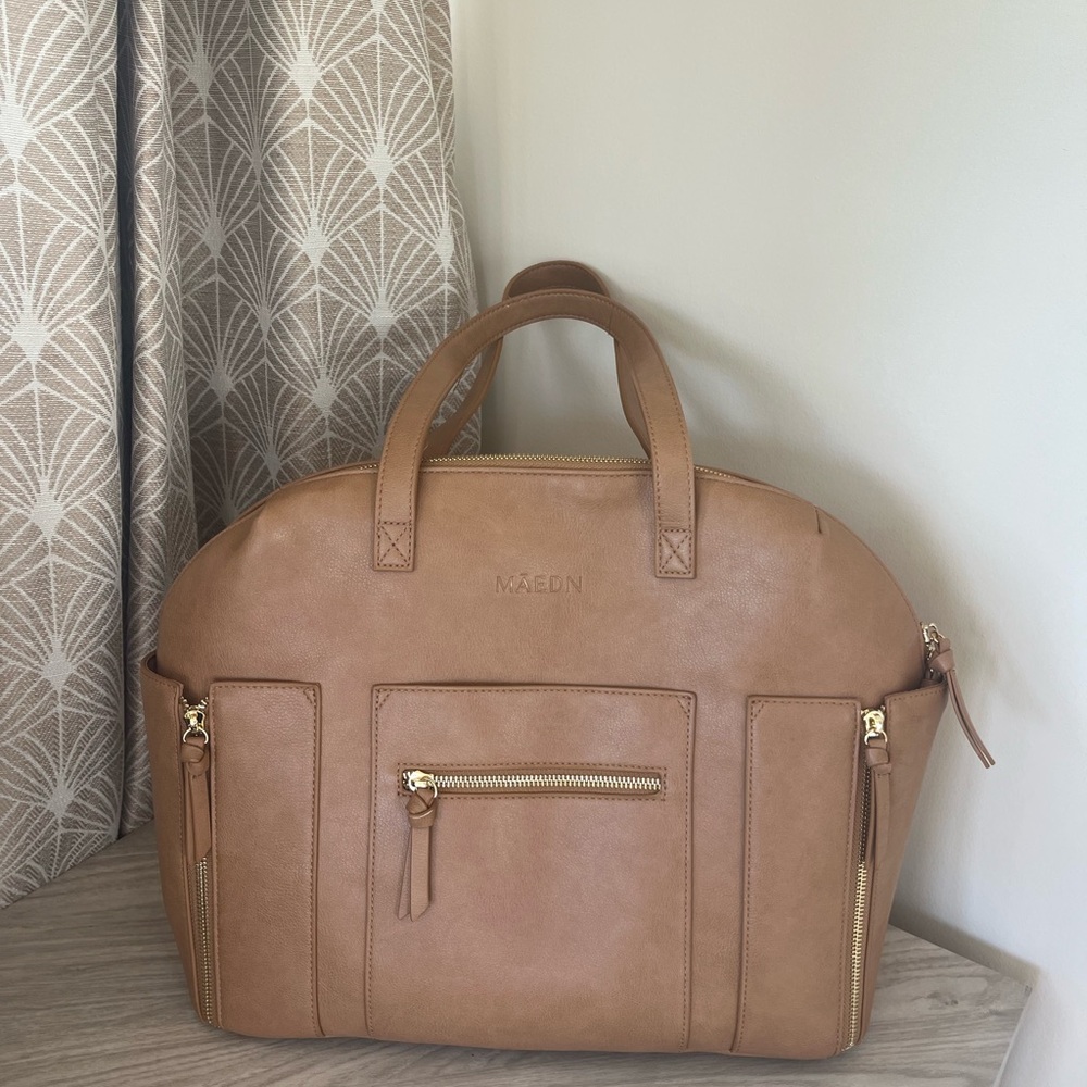Maedn Tan Leather Handbag